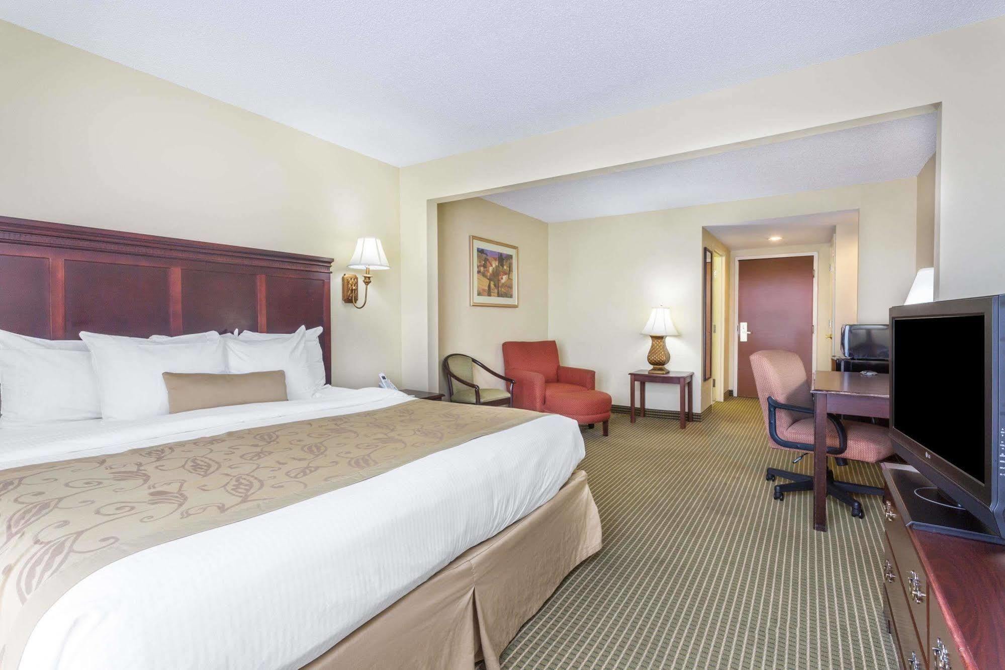 La Quinta Inn & Suites By Wyndham-Albany Ga Exteriör bild